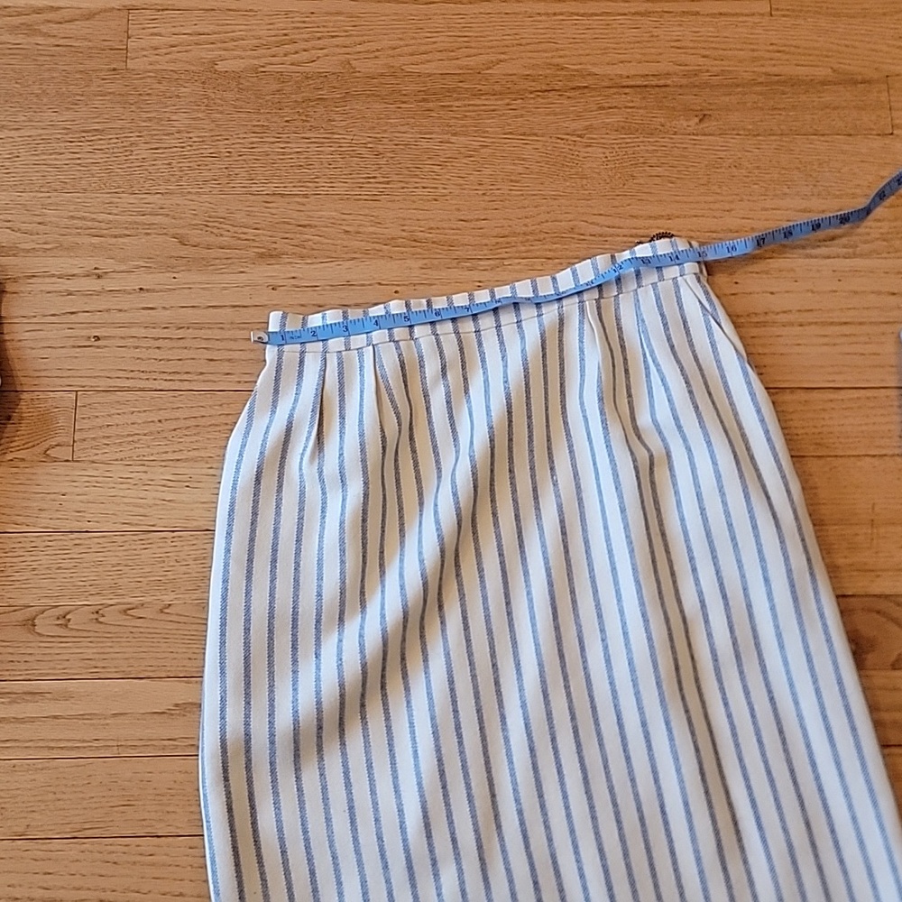 Vintage Hermes Skirt and Matching Coat - Picture 15 of 16